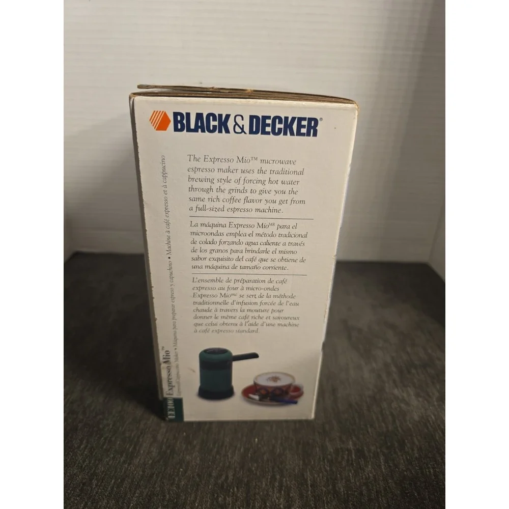 Black & Decker Espresso Mio Model EE100 Espresso/Cappuccino Maker NIB